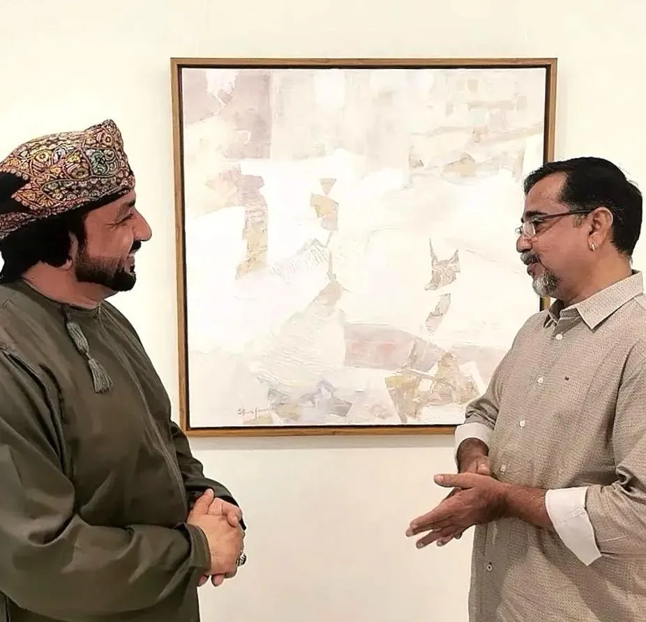 Visitors, artists and collectors at Matti Sirvio Art Galleria — photo 4