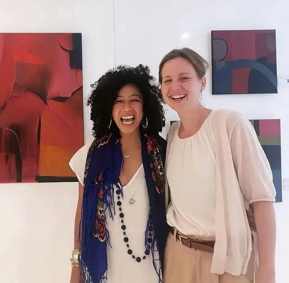 Visitors, artists and collectors at Matti Sirvio Art Galleria — photo 6